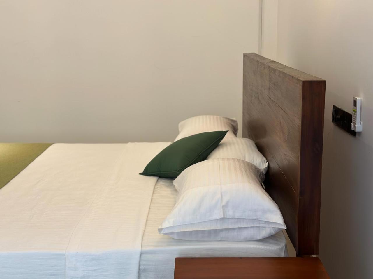 Emerald Home Stay Anuradhapura Exterior photo