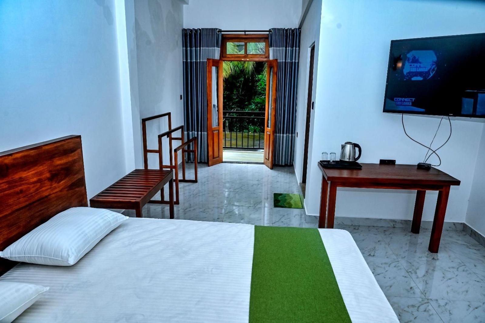 Emerald Home Stay Anuradhapura Exterior photo