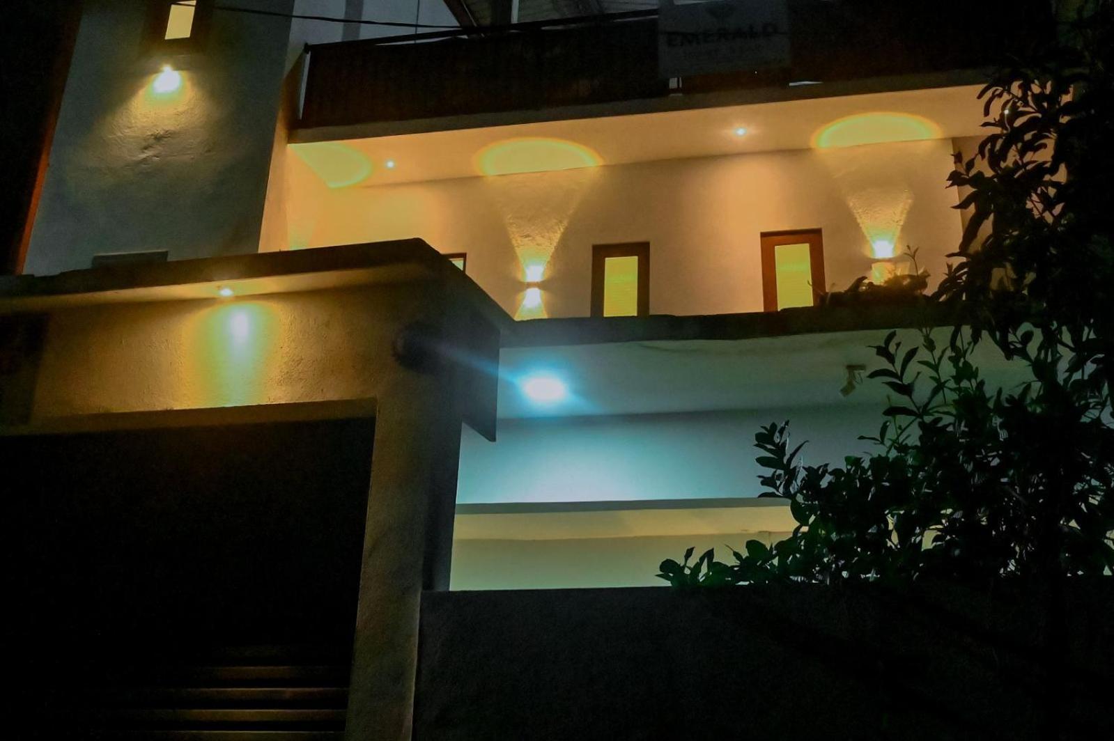 Emerald Home Stay Anuradhapura Exterior photo